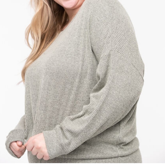 💥SIZE XXL RIBBED TOP - Picture 2 of 4